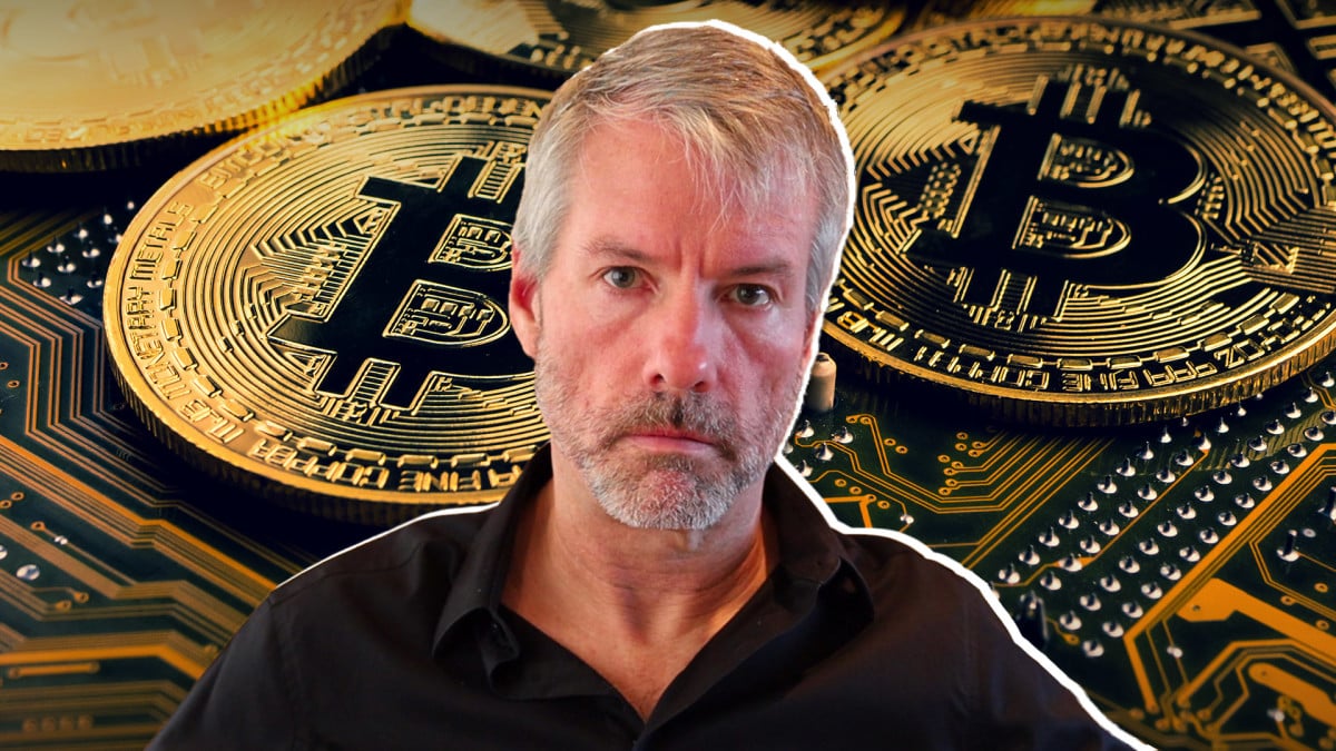 bitcoin losses expected by 2025, but investor michael saylor continues buying, showing confidence in the cryptocurrency's long-term potential.