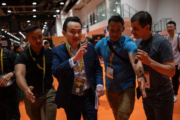 explore the allegations and facts surrounding whether justin sun paid donald trump to avoid legal issues in this detailed investigation.