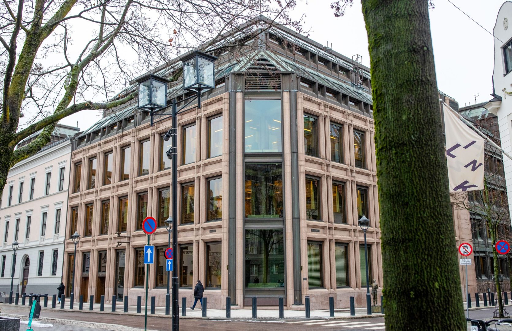 discover how the norwegian sovereign wealth fund strategically invests to secure and grow norway's economic future, ensuring long-term financial stability and prosperity.